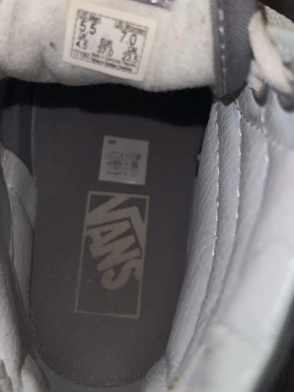 Boys Vans High Top Skate Sneakers in Gray and White 5.5